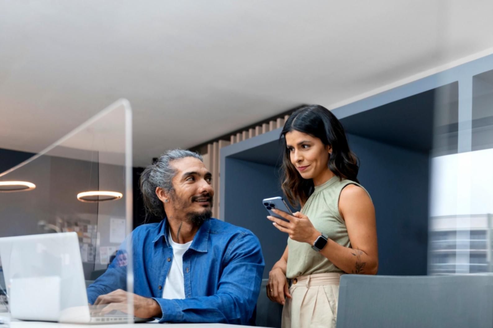 Vue d'ensemble de l'équipe santoryvial au travail